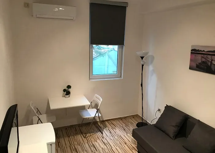 Apartamento студио чайка център